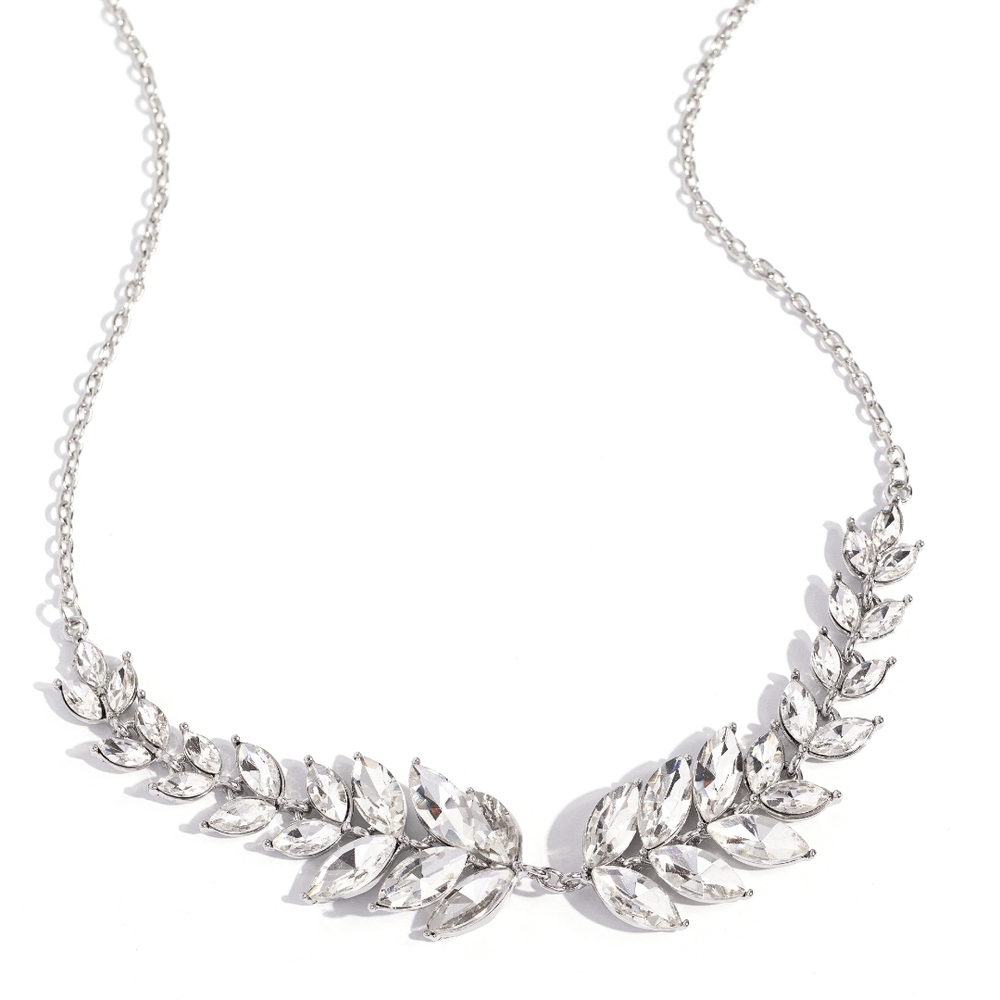 Paparazzi Silver Leaf-Inspired Necklace